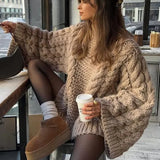 Warmer Strickpullover aus dicker Maschenware – Produktansicht 2