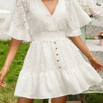 Bequemes Boho-Spitzenkleid mit Bindegürtel – Produktansicht 1