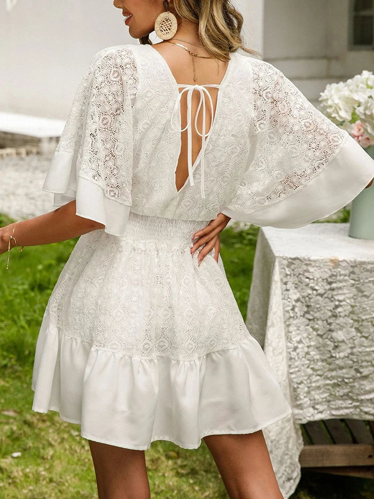 Bequemes Boho-Spitzenkleid mit Bindegürtel – Produktansicht 2