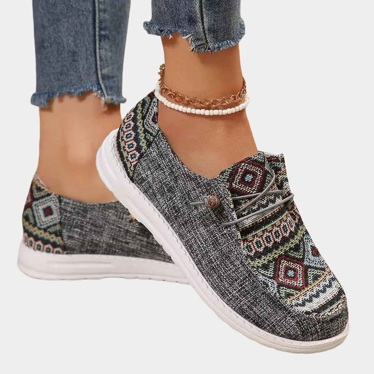 Leichte Schuhe mit böhmischer Note – Produktansicht 1