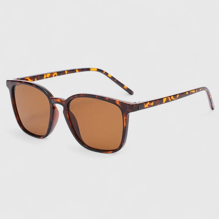 Markante Sonnenbrille im geradlinigen Design – Produktansicht 2