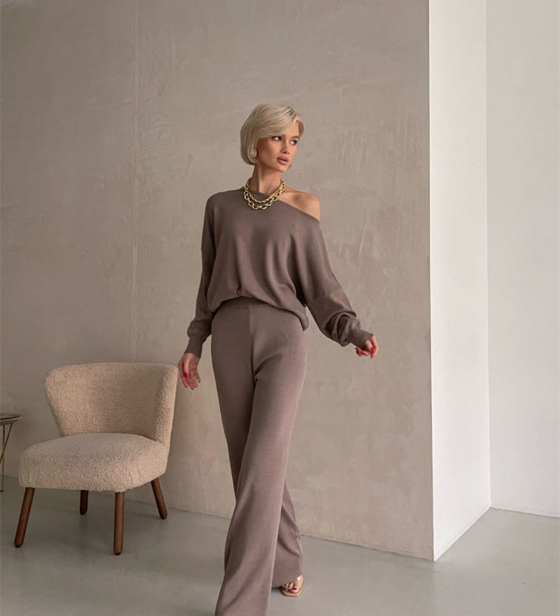 Elegantes Set aus Oberteil und Hose im schulterfreien Schnitt – Produktansicht 11
