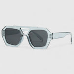 Stilvolle Sonnenbrille für jeden Anlass im Animal-Print – Produktansicht 4
