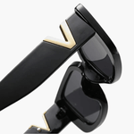 Stylische Sonnenbrille – Produktansicht 2