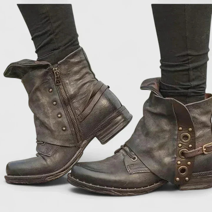 Bequeme Stiefel mit weicher Dämpfung in Wickeloptik – Produktansicht 2