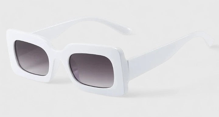 Sonnenbrille mit UV400-Gläsern und klarer Form – Produktansicht 21