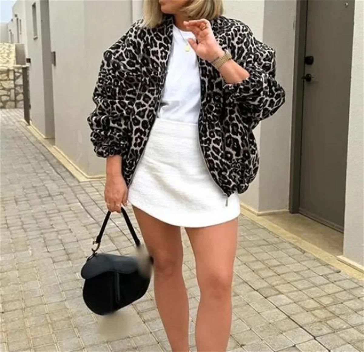Bomberjacke mit Leopardenmuster – Produktansicht 1