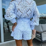 Elegantes zweiteiliges Ensemble mit Kleid mit Spitzendetails – Produktansicht 6