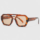 Stilvolle Sonnenbrille für jeden Anlass im Animal-Print – Produktansicht 15