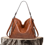 Elegante Schultertasche aus hochwertigem Material – Produktansicht 1