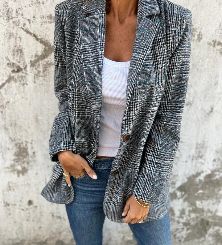Oversize-Jacke mit kariertem Reverskragen und Knöpfen – Produktansicht 1