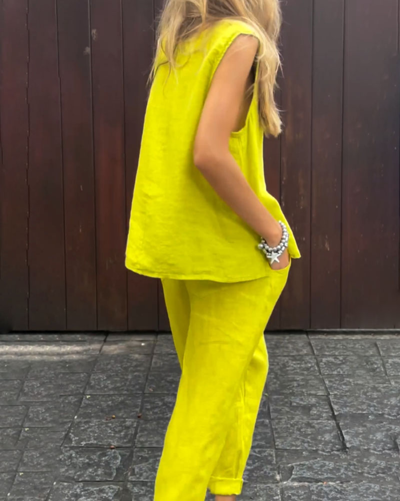 Elegantes zweiteiliges Ensemble in ärmelloser Form – Produktansicht 4