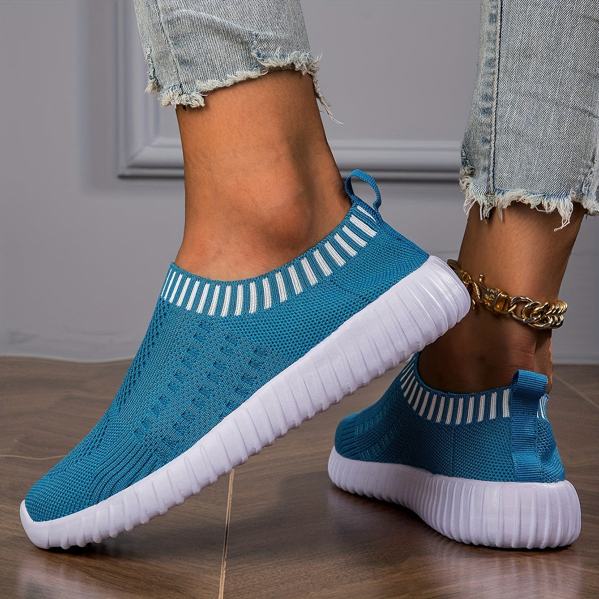 Leichte Slip-on-Sneaker mit rutschfester Sohle – Produktansicht 6