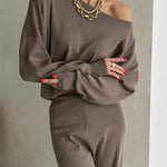 Elegantes Set aus Oberteil und Hose im schulterfreien Schnitt – Produktansicht 5