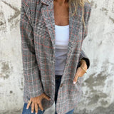 Oversize-Jacke mit kariertem Reverskragen und Knöpfen – Produktansicht 4