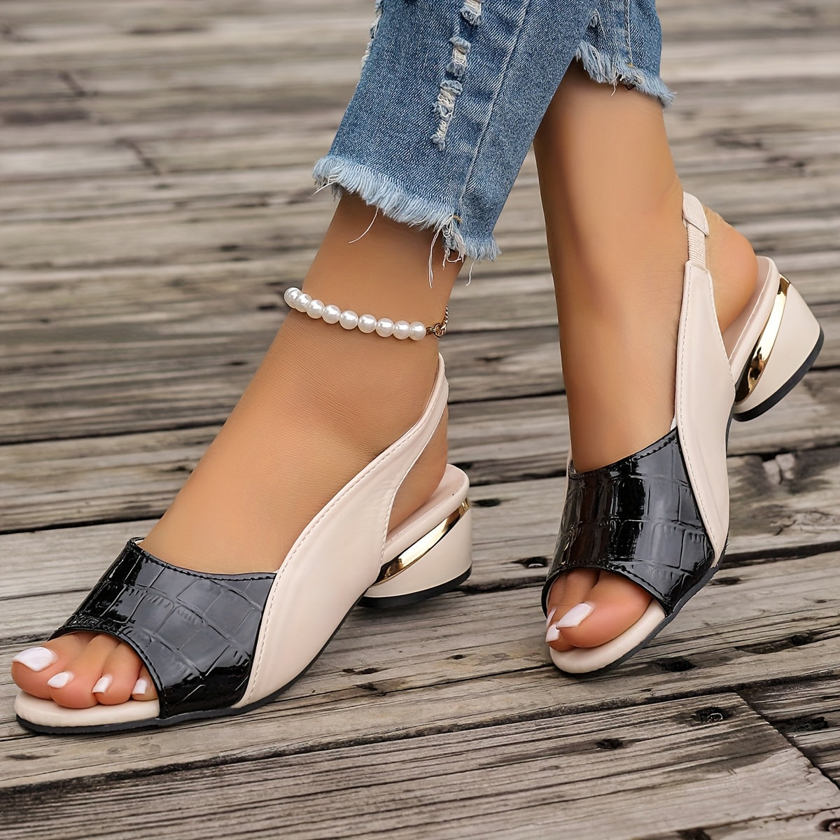 Bequeme Sandalen in elegantem Design – Produktansicht 7