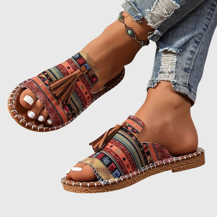 Bequeme Boho-Sandalen mit Quasten – Produktansicht 7