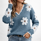 Weicher Pullover mit floralem Strickmuster – Produktansicht 2
