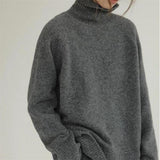 Kuscheliger Rollkragenpullover in lässiger Passform – Produktansicht 2