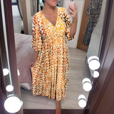 Luftiges Boho-Kleid mit buntem Druck – Produktansicht 2
