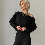 Elegantes Set aus Oberteil und Hose im schulterfreien Schnitt – Produktansicht 2