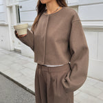 Kurz geschnittene Damenjacke – Produktansicht 2