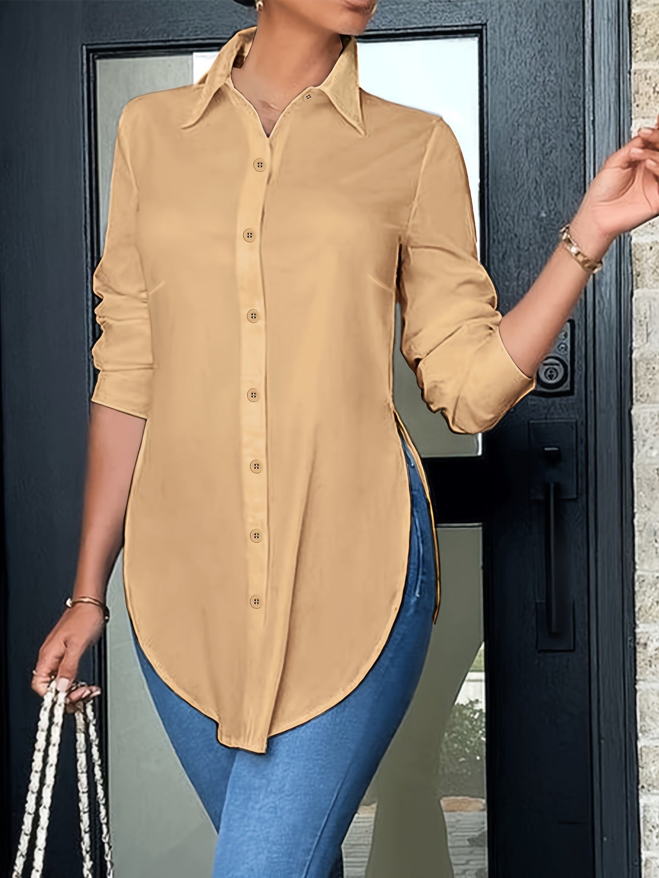 Elegante Bluse mit Knopfleiste und Reverskragen – Produktansicht 4