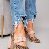 Elegante, bequeme Pumps mit Spitzendetails – Produktansicht 2