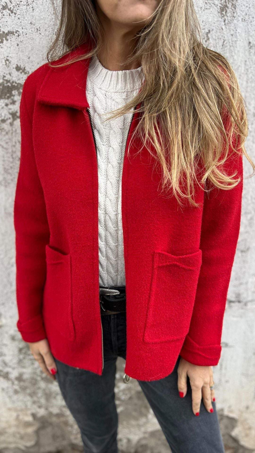 Luxuriöse Reißverschlussjacke – Produktansicht 1