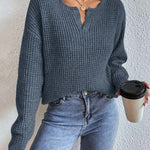 Eleganter Pullover mit V-Ausschnitt in Waffelstruktur – Produktansicht 2