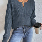 Eleganter Pullover mit V-Ausschnitt in Waffelstruktur – Produktansicht 2