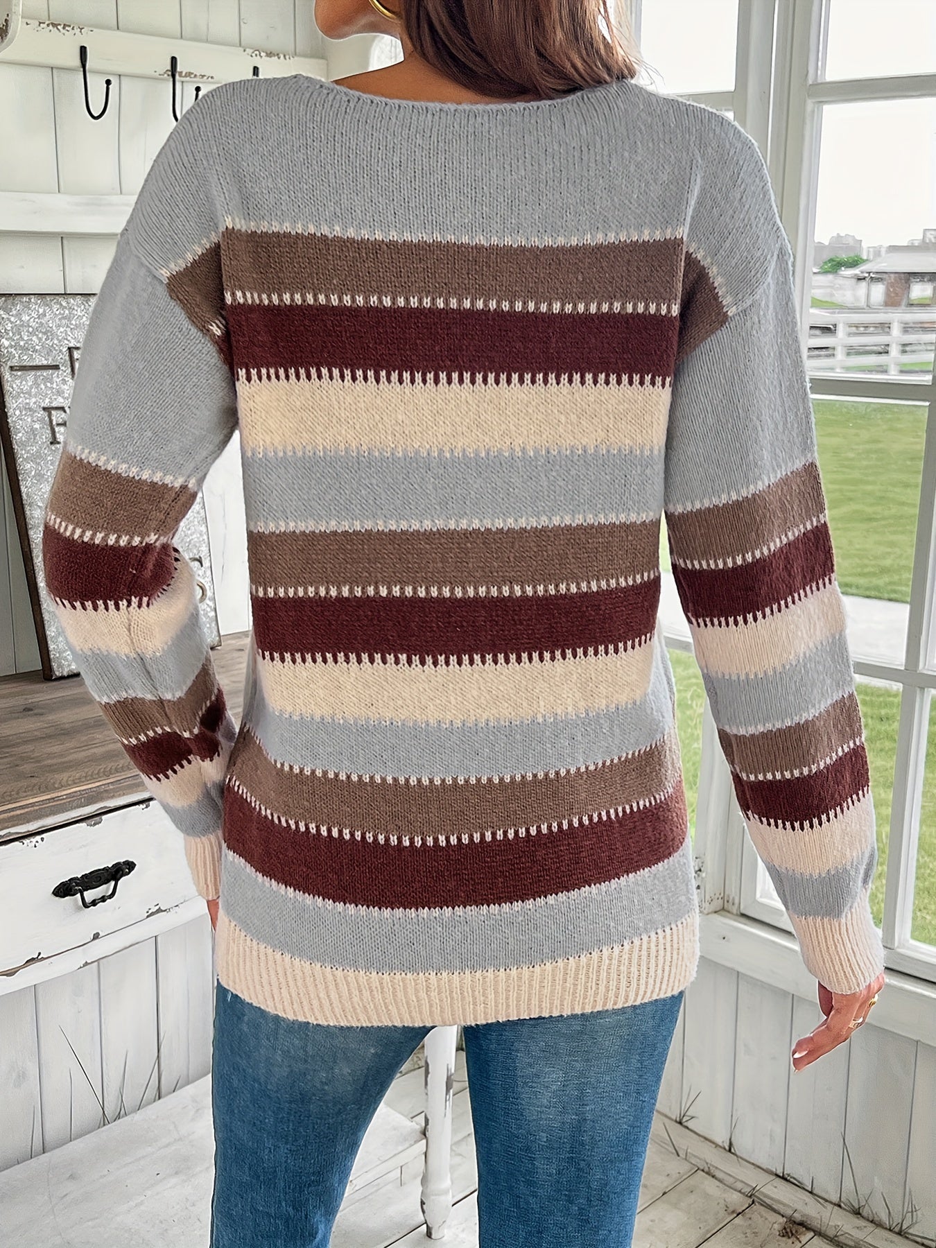 Farbenfroher Pullover mit Rundhalsausschnitt – Produktansicht 17