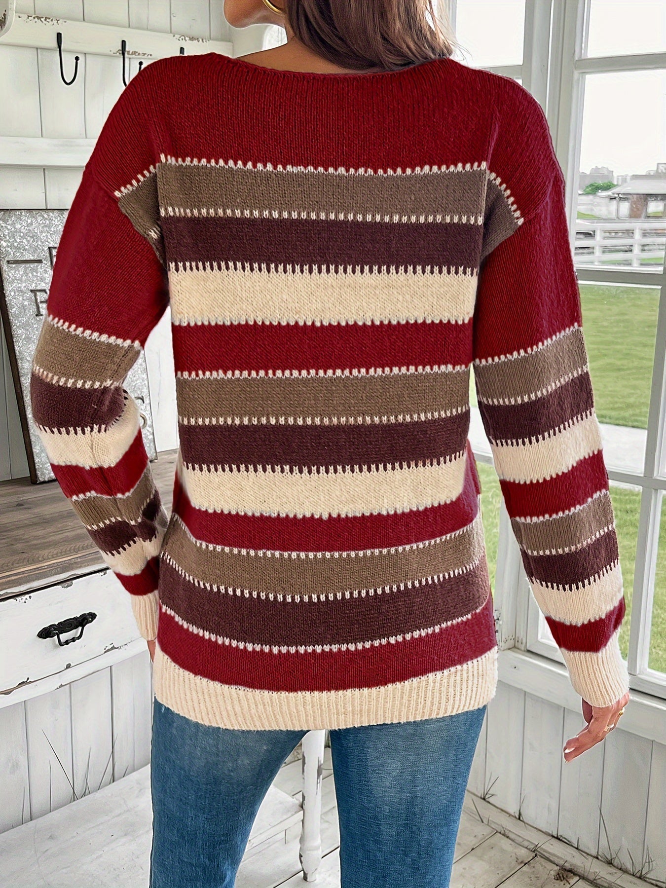 Farbenfroher Pullover mit Rundhalsausschnitt – Produktansicht 4