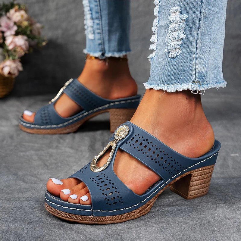Bequeme Sandalen mit weicher Dämpfung in Wickeloptik – Produktansicht 3