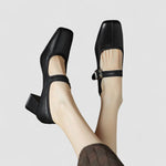 Bequeme Mary-Jane-Schuhe in Wickeloptik – Produktansicht 5