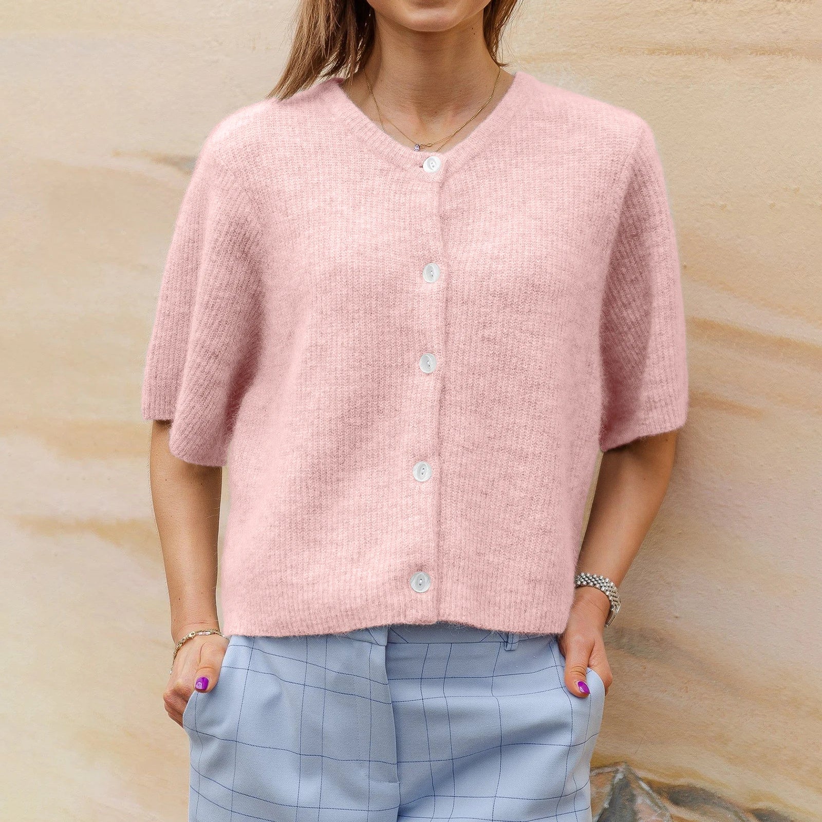 Eleganter Cardigan mit kurzen Ärmeln – Produktansicht 2